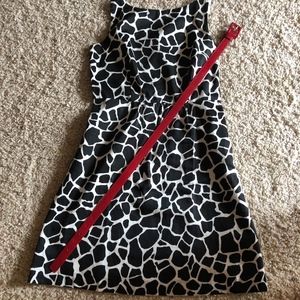Ann Taylor size 6 Petite lined giraffe print dress